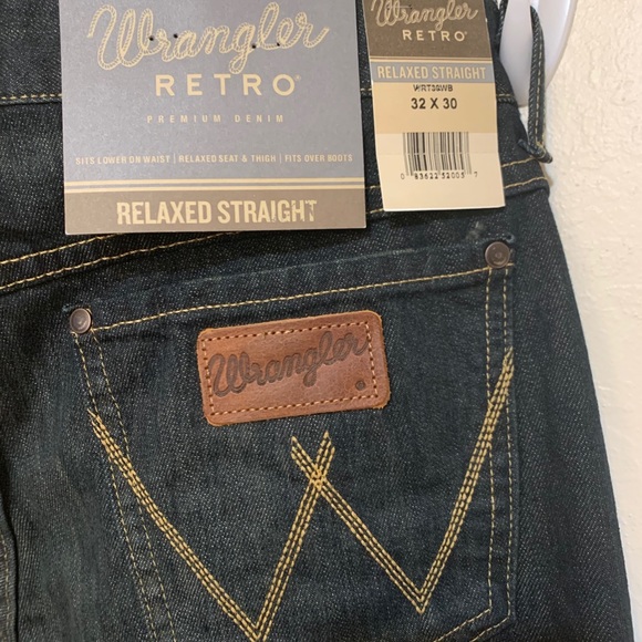 Wrangler Relaxed-Straight Fit Jeans - Picture 6 of 6